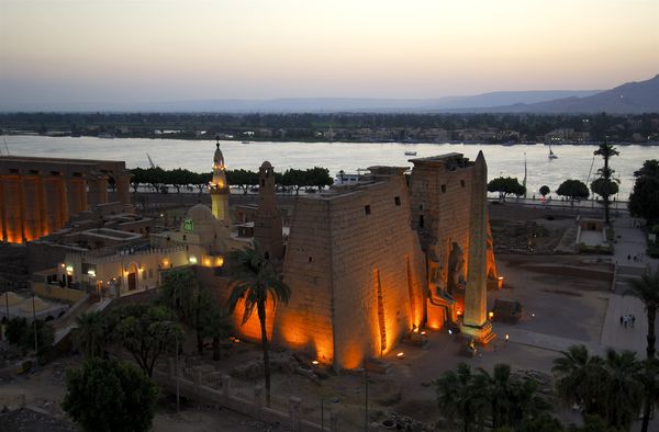 EGLXR - Luxor - Luxor Temple - Egypt Tourist Authority.jpg